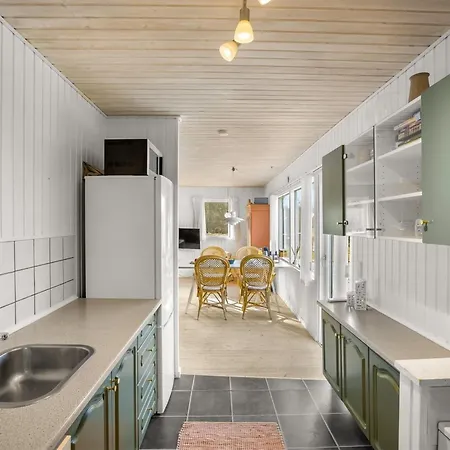 Ruka - 600m From The Sea By Interhome *