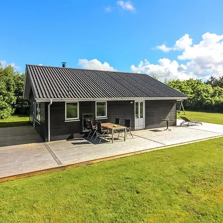 Ruka - 600m From The Sea By Interhome Feriehus *